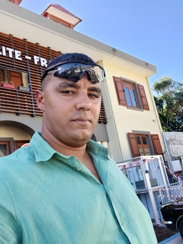 Cliquez sur la photo pour l'afficher en taille réelle